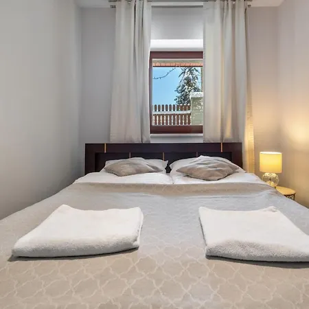 Rentplanet - Spiacy Rycerz Apartment